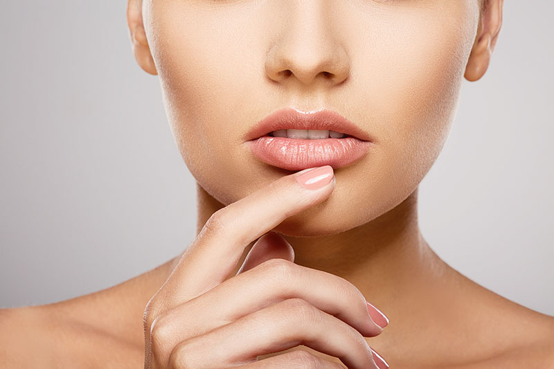 Dudak Kaldırma (Lip Lift)